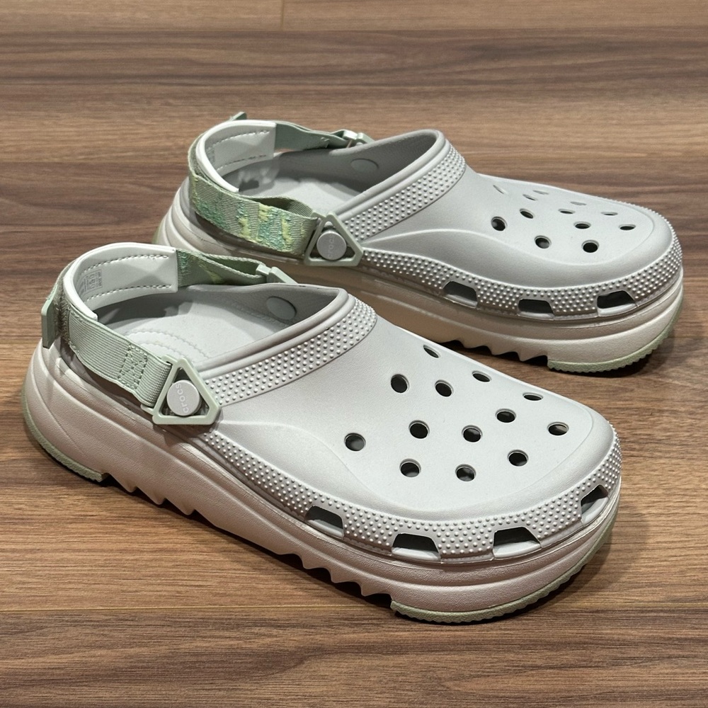Crocs Classic Hiker Xscape Marbled Clog in Atmosphere Green/White Size 12